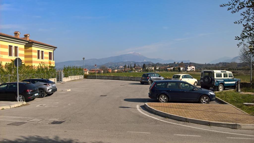 Al Glicine Apartments Lazise Eksteriør bilde